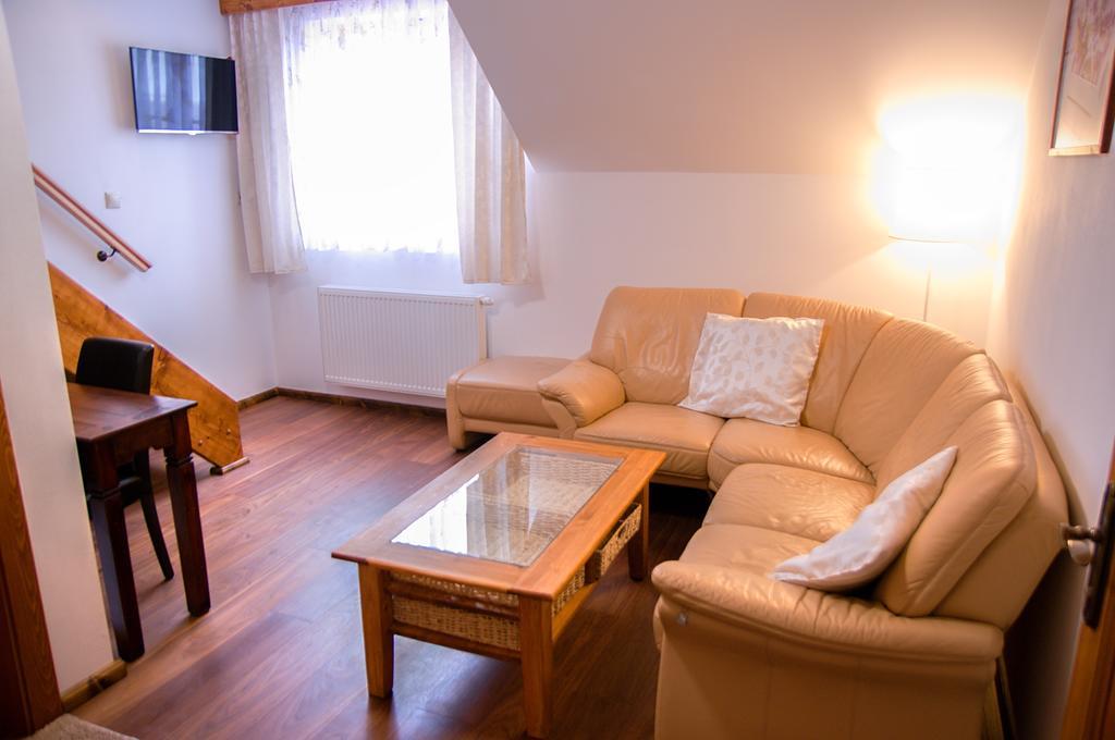 Vila Pod Branou Poprad Exterior foto