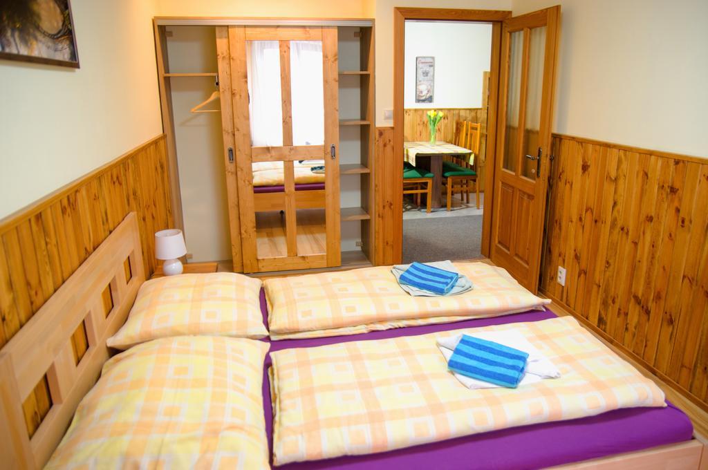 Vila Pod Branou Poprad Exterior foto