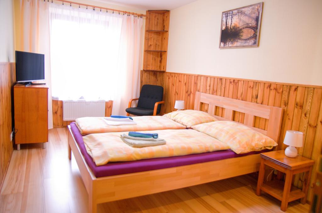 Vila Pod Branou Poprad Exterior foto