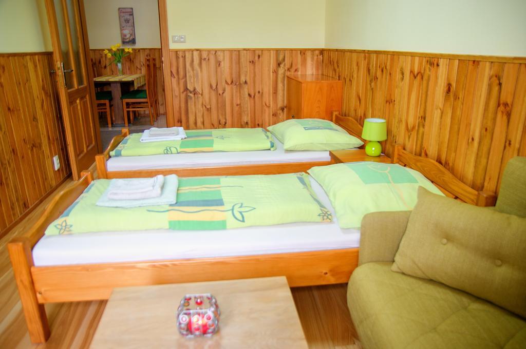 Vila Pod Branou Poprad Exterior foto