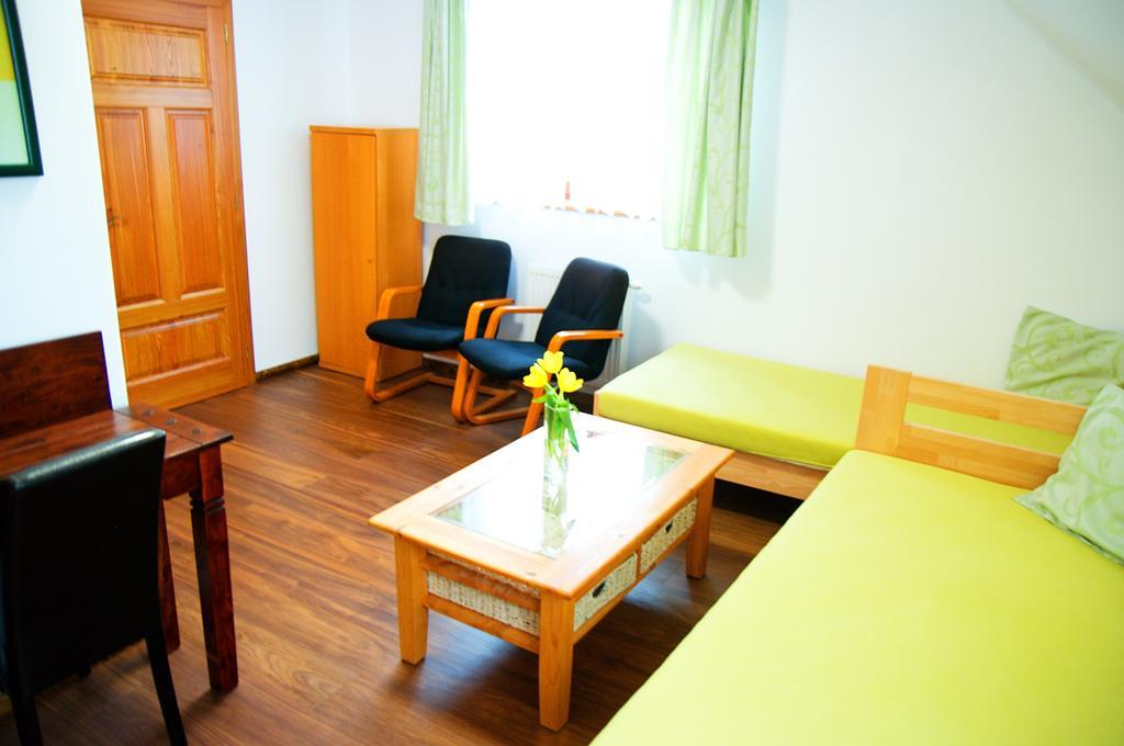 Vila Pod Branou Poprad Exterior foto